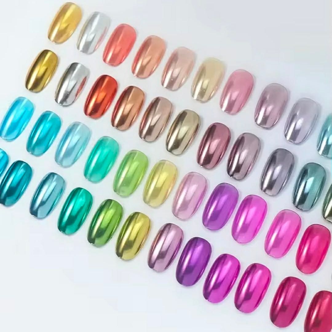 24 Piece Nail Chrome Set
